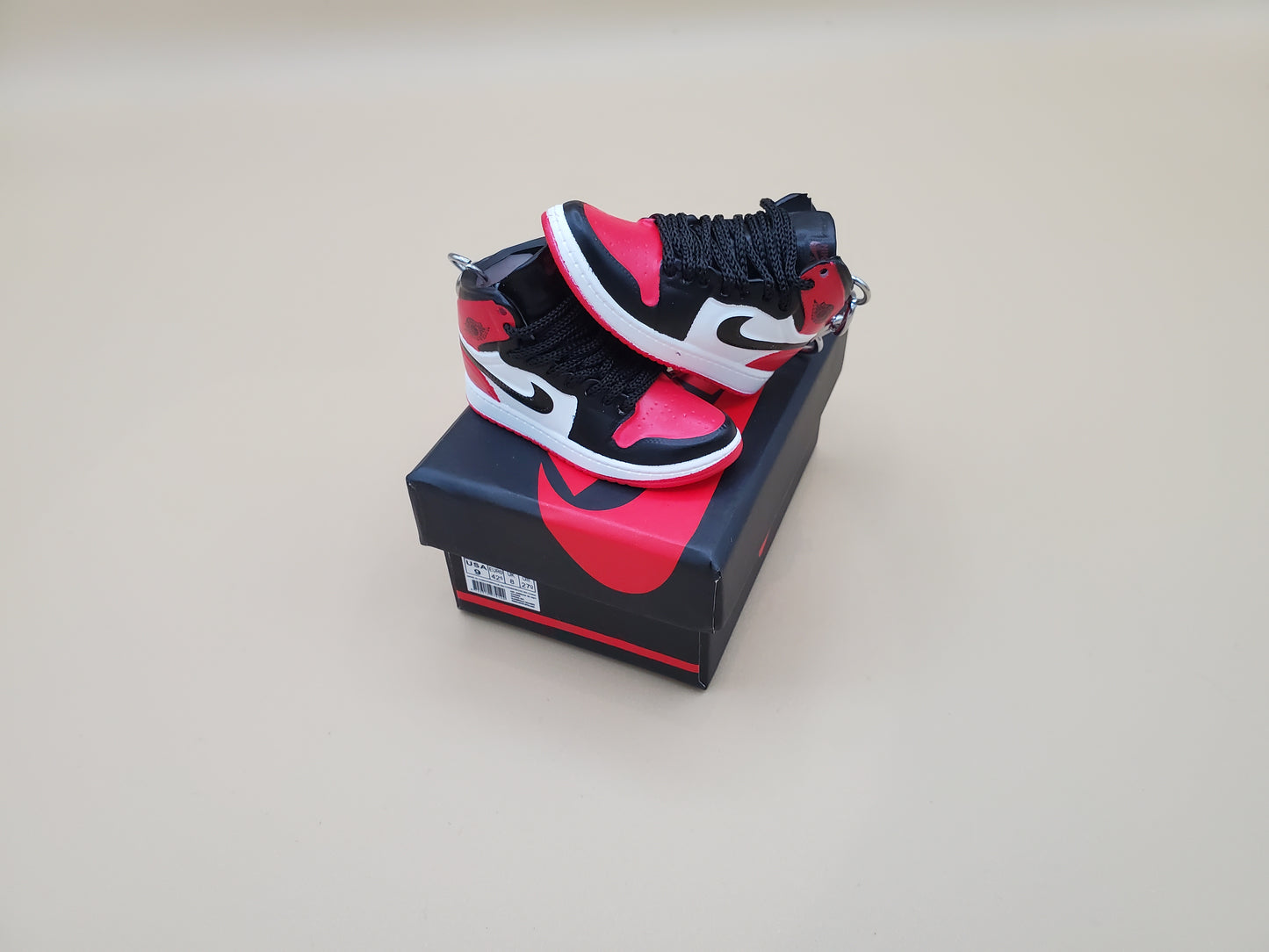 Nike Air Jordan 1 (AJ1) "Bred Toe"