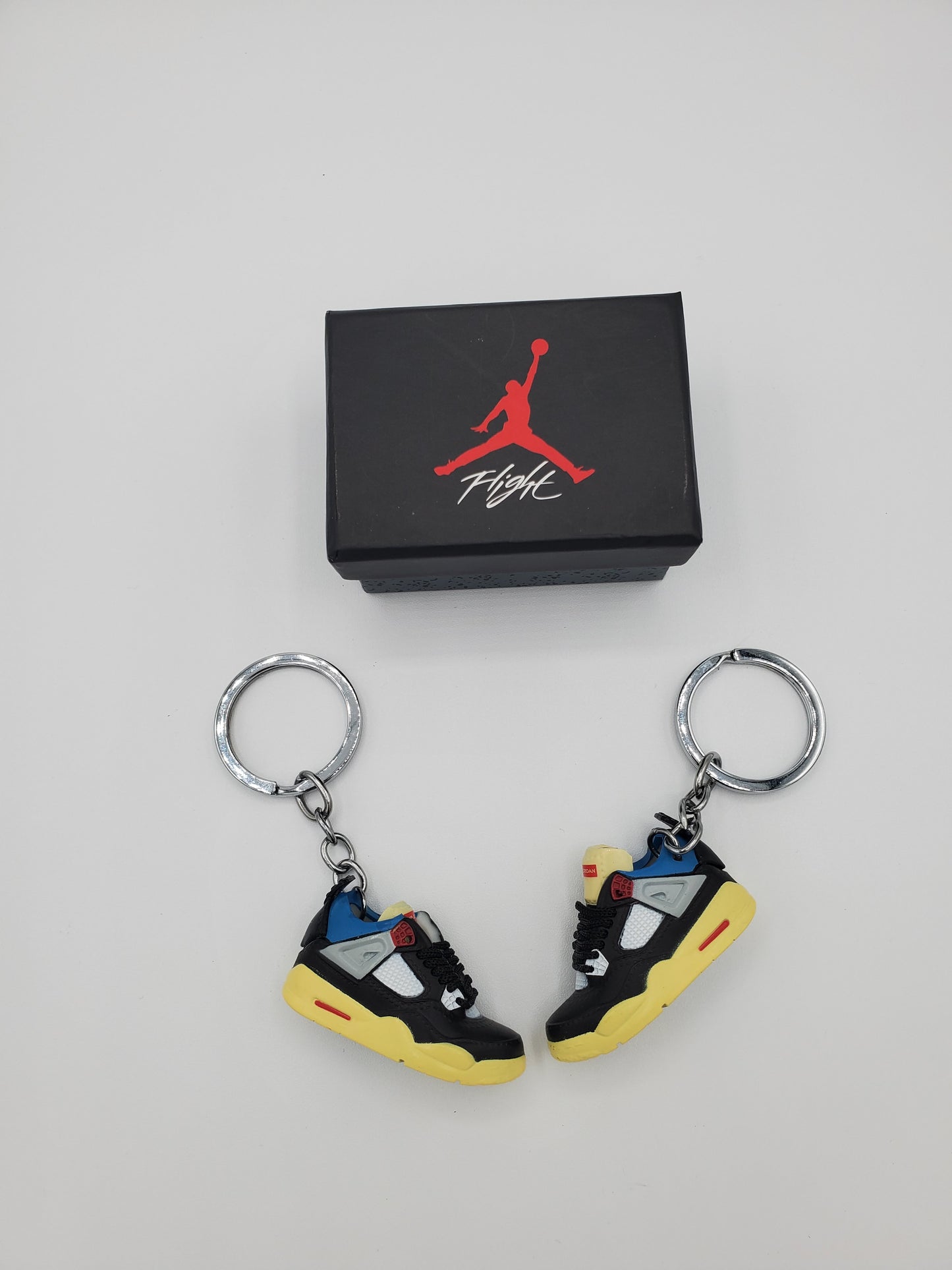 LA x Air Jordan 4 Retro "Off Noir"