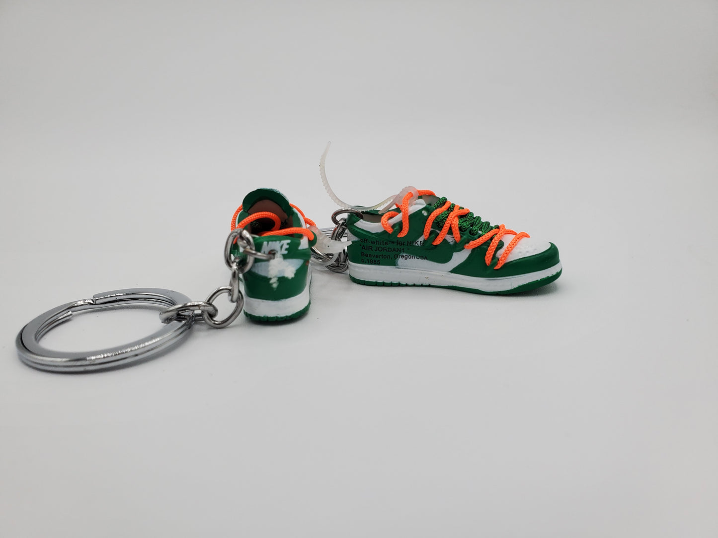Off-White x Nike Dunk Low "Pine Green"