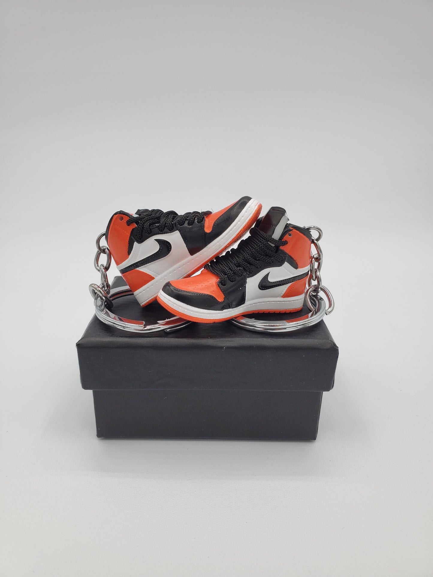 Air Jordan 1 Retro High OG "Shattered Backboard"