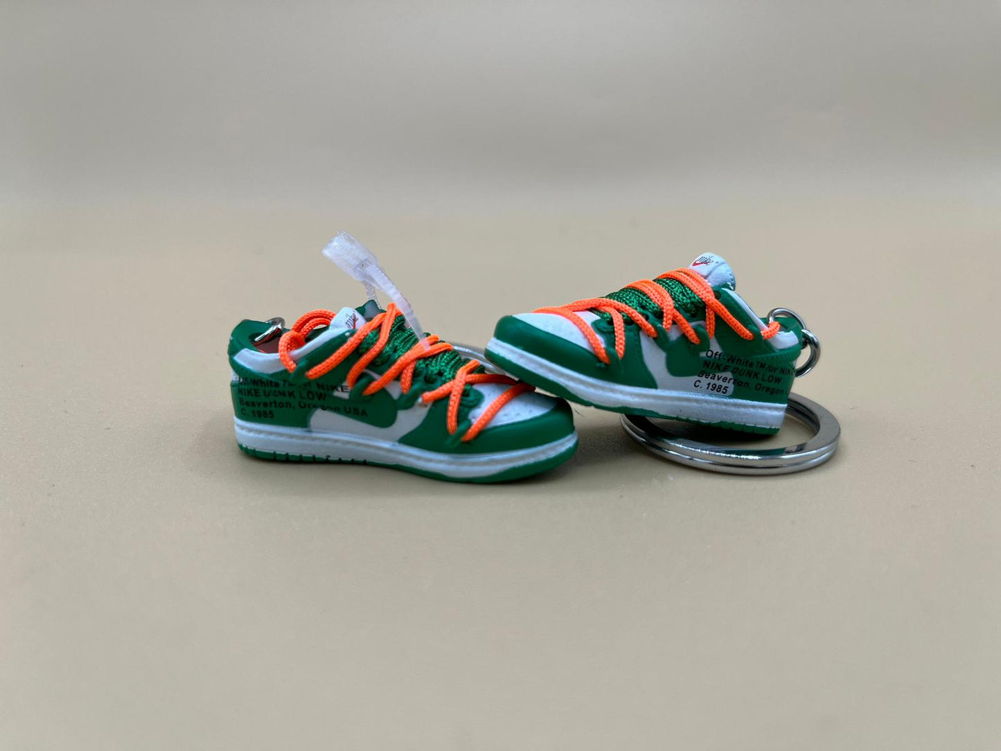 Off-White x Nike Dunk Low "Pine Green"